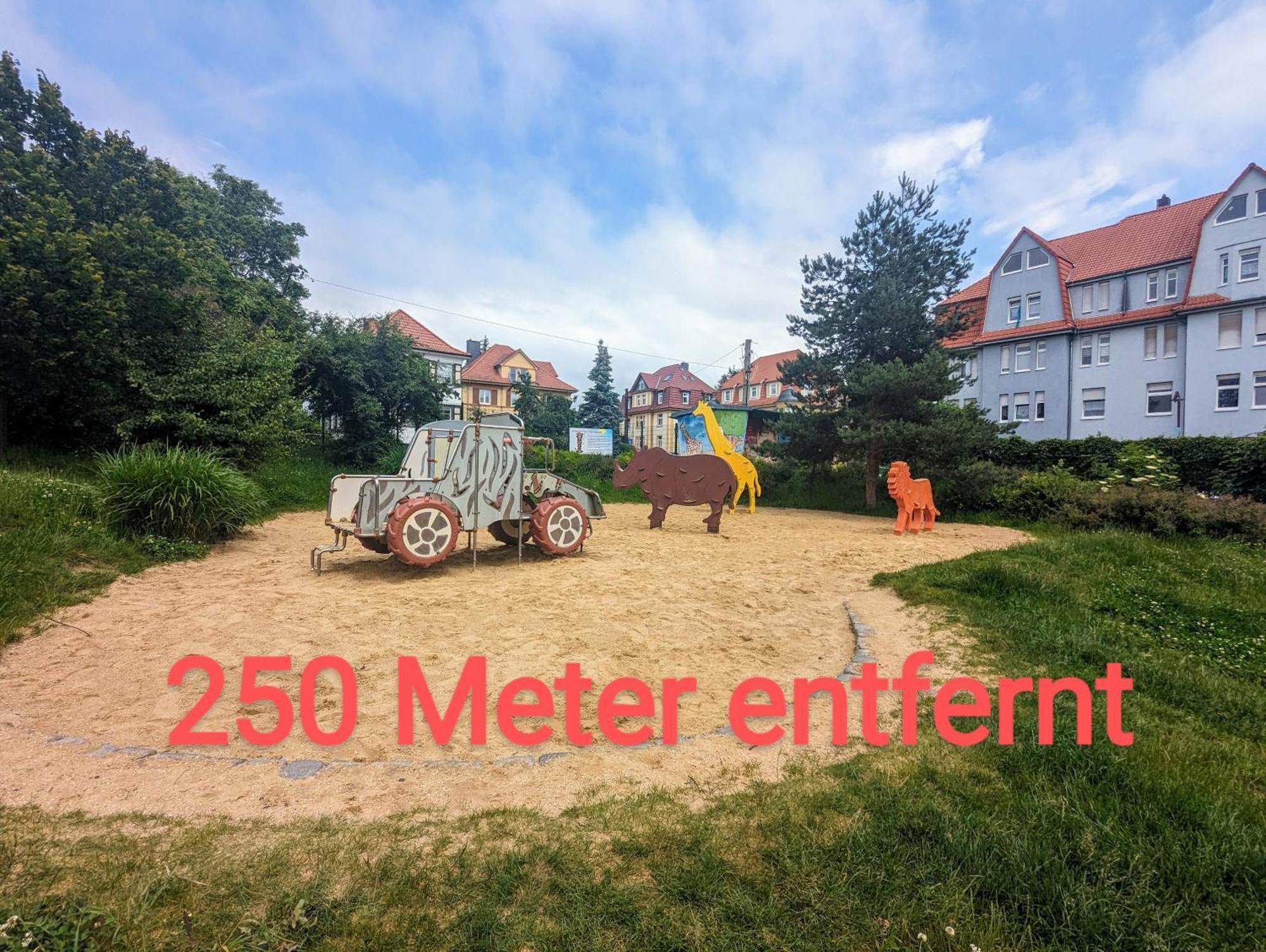 Fewo Urban Gotha - Apartment Orangerie - Am Schlosspark- Parken An Der Der Tuer- Barrierefrei, 900 Meter Zum Bahnhof - Wallbox Eksteriør billede
